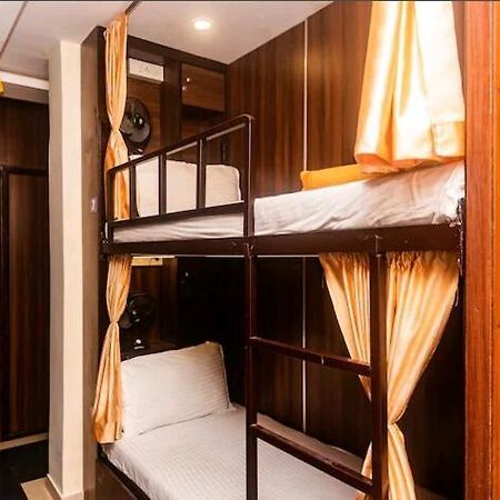 Almas Dormitory 24 Hours Aircondition Bombay Exterior foto