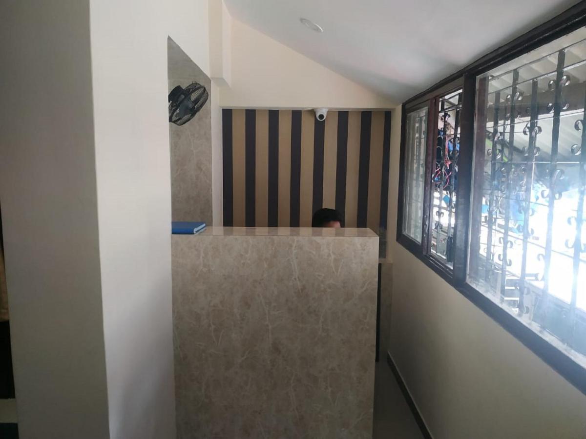 Almas Dormitory 24 Hours Aircondition Bombay Exterior foto