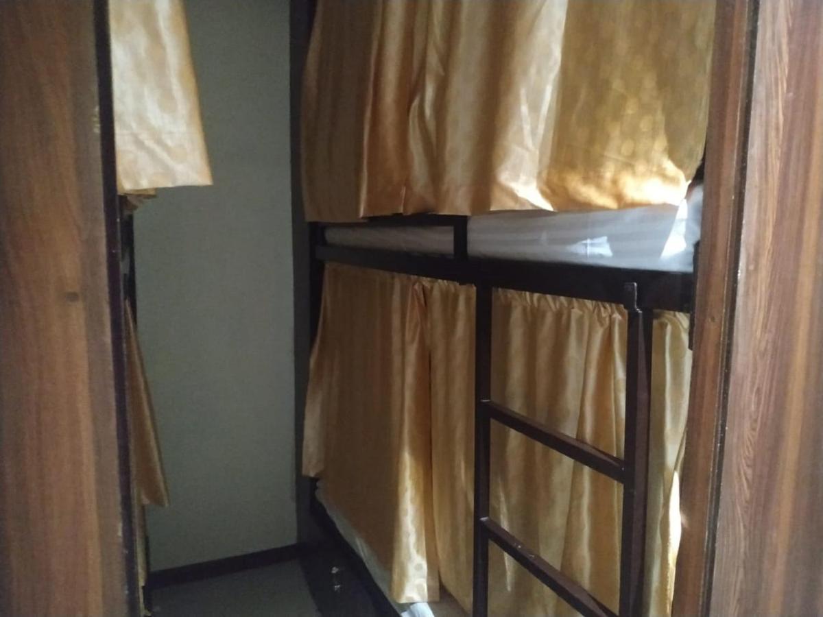Almas Dormitory 24 Hours Aircondition Bombay Exterior foto
